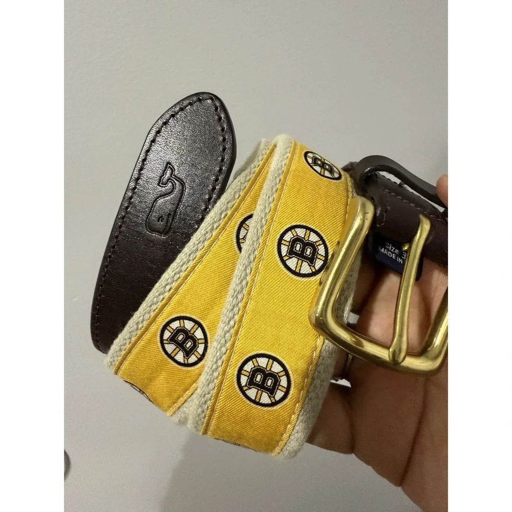 Vineyard Vines Boys NHL‎ Hockey Boston Bruins Yellow Belt Size 32 37.5